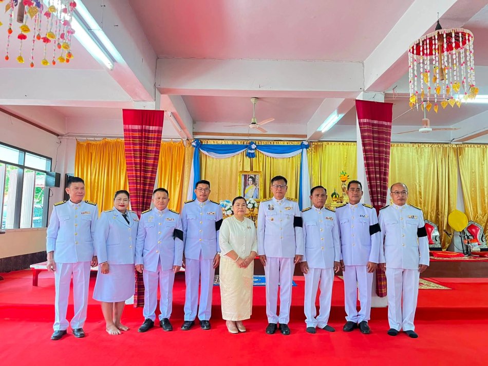 ร่วมพิธีสวดพระพุทธมนต์และทำบุญตักบาตรถวายพระราชกุศล เนื่องในวันคล้ายวันพระระราชสมภพสมเด็จพระนางเจ้าสิริกิติ์ พระบรมราชินีนาถ พระบรมราชชนนีพันปีหลวง และวันแม่แห่งชาติ ๑๒ สิงหาคม ๒๕๖๙ 