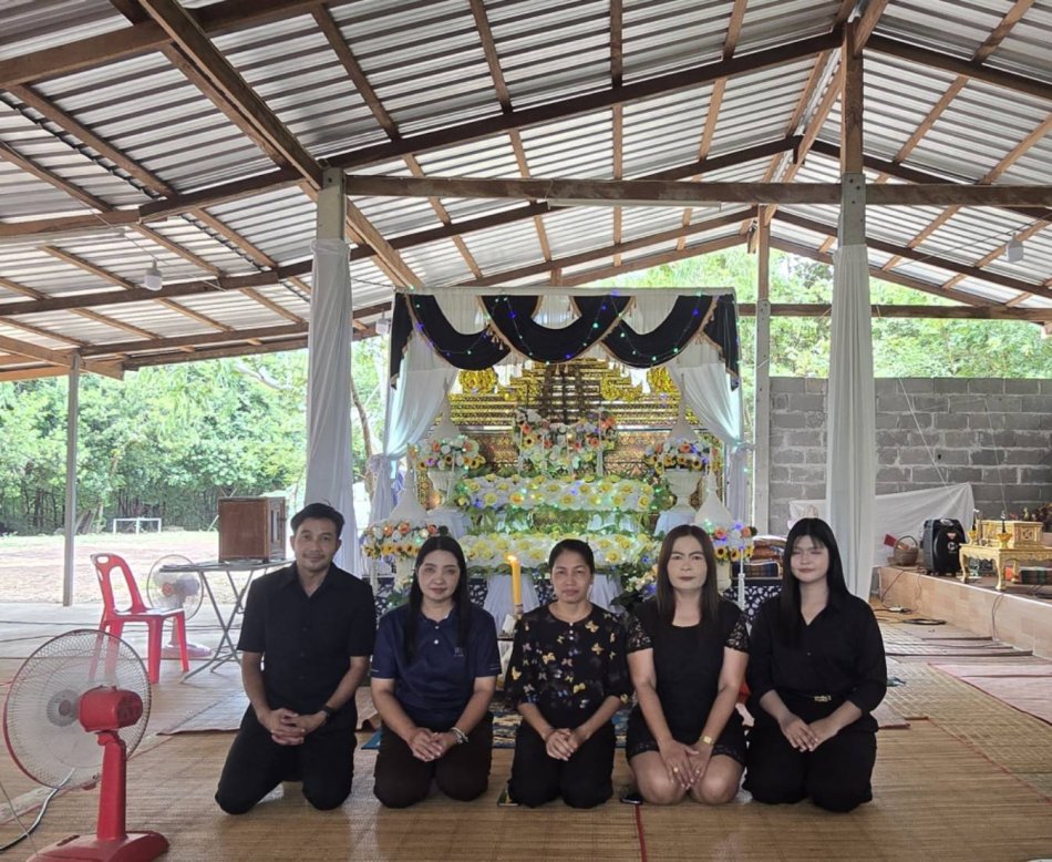 นายคาร​  สุยะรัตน์ นายกองค์การบริหารส่วนตำบลโนนงาม พร้อมกับ นางสาวกฤษณารัตน์ กุลสิงห์ ปลัดองค์การบริหารส่วนตำบล และคณะ ร่วมบำเพ็ญกุศลทักษิณานุปทานและฌาปนกิจสรีระสังขาร พระต้อม กนฺตเมโธ (ศรีบุญเรือง) ณ เมรุสถาน สำนักสงฆ์บ้านหนองน้ำขุ่น หมู่ที่ ๕​ ​ตำบลโนนงาม​ 